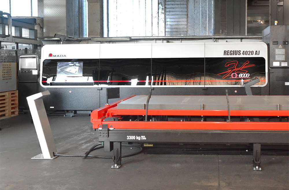 Prestazioni e innovazione: il nuovo macchinario CMM per il taglio laser al servizio dell’eccellenza